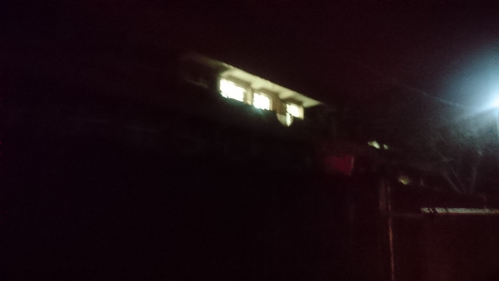 辛苦的英資教室亮了2天，感謝愛校人士珍惜能源！